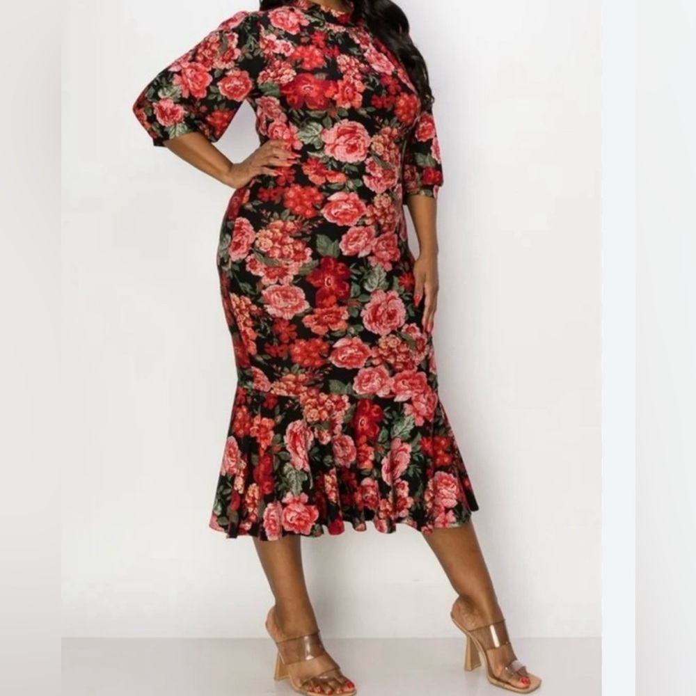 3X Red and Black floral dress with 3/4 sleeves